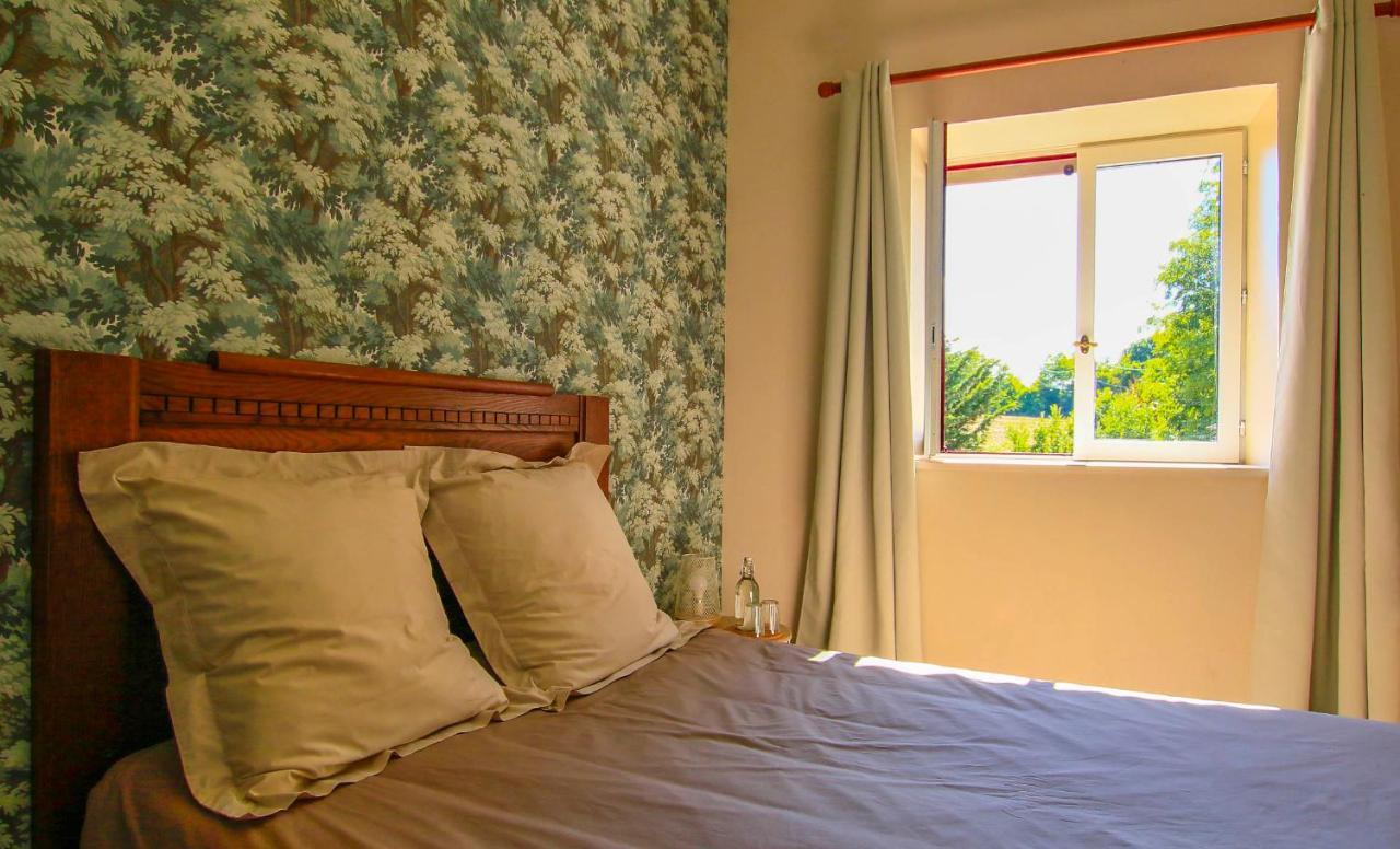 Domaine De Bauzit Bed & Breakfast Vals-pres-le-Puy Exterior photo